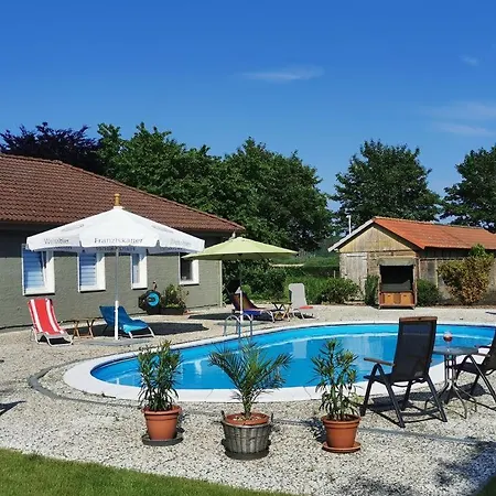 12 Mohnblume - Hof Wiesengrund